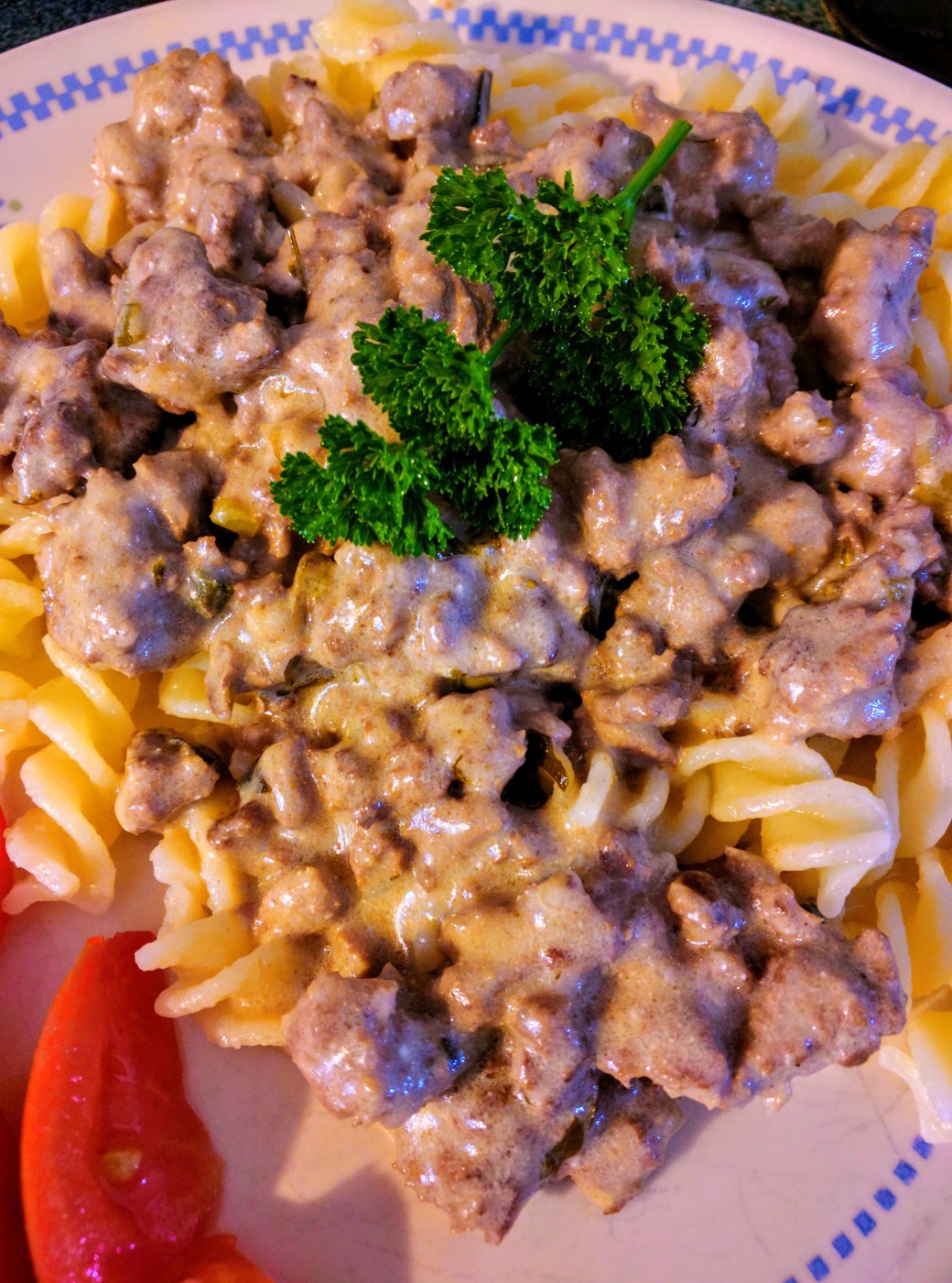 Beef with sourcream herb sauce