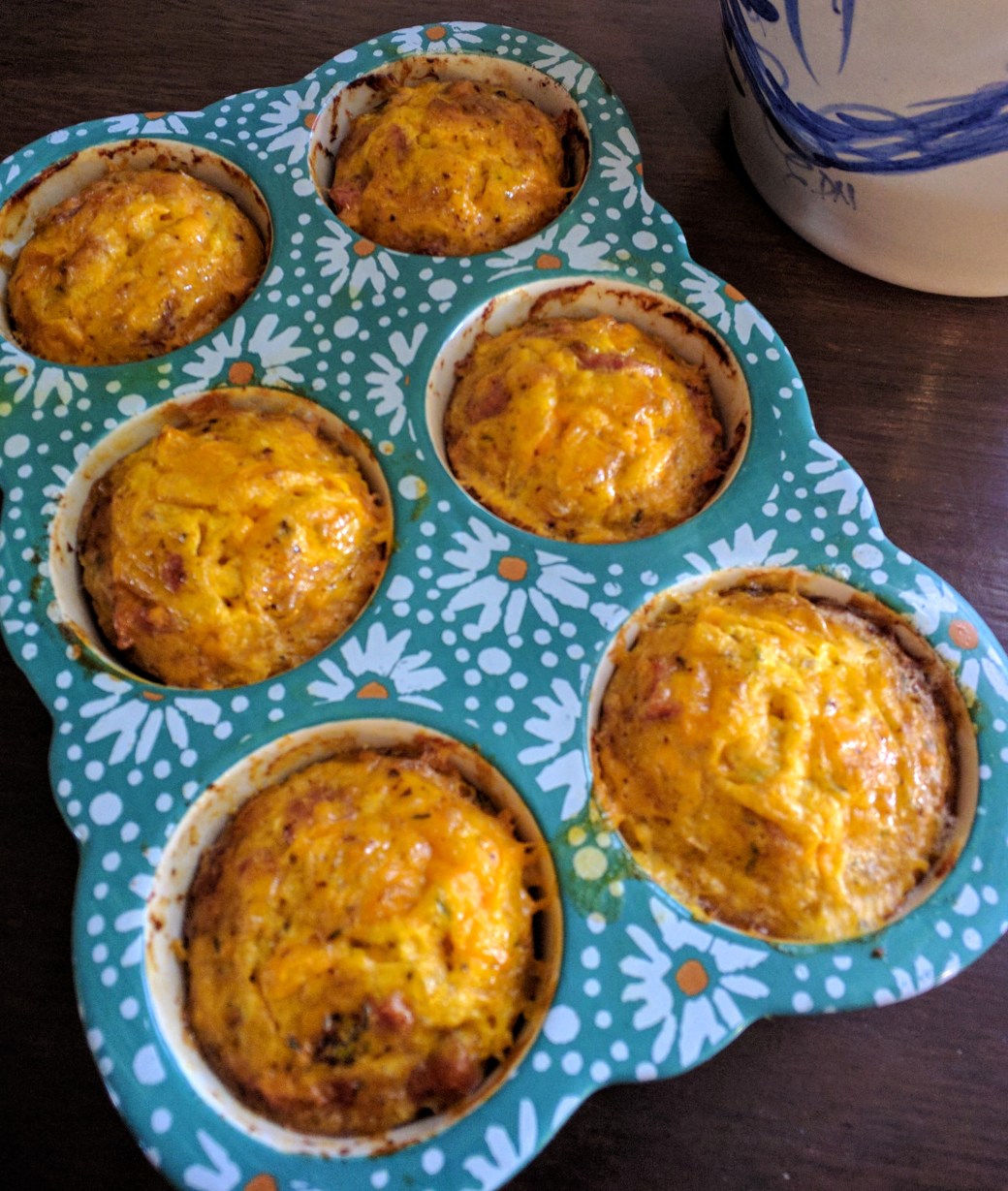 Ham and cheeese egg muffins